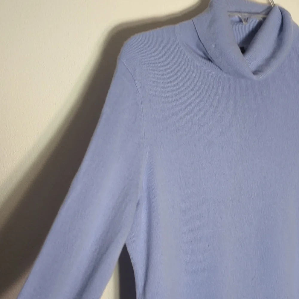 Talbots Women's Turtleneck Sweater 100% Cashmere‎ Powder Blue Quiet Luxury Large